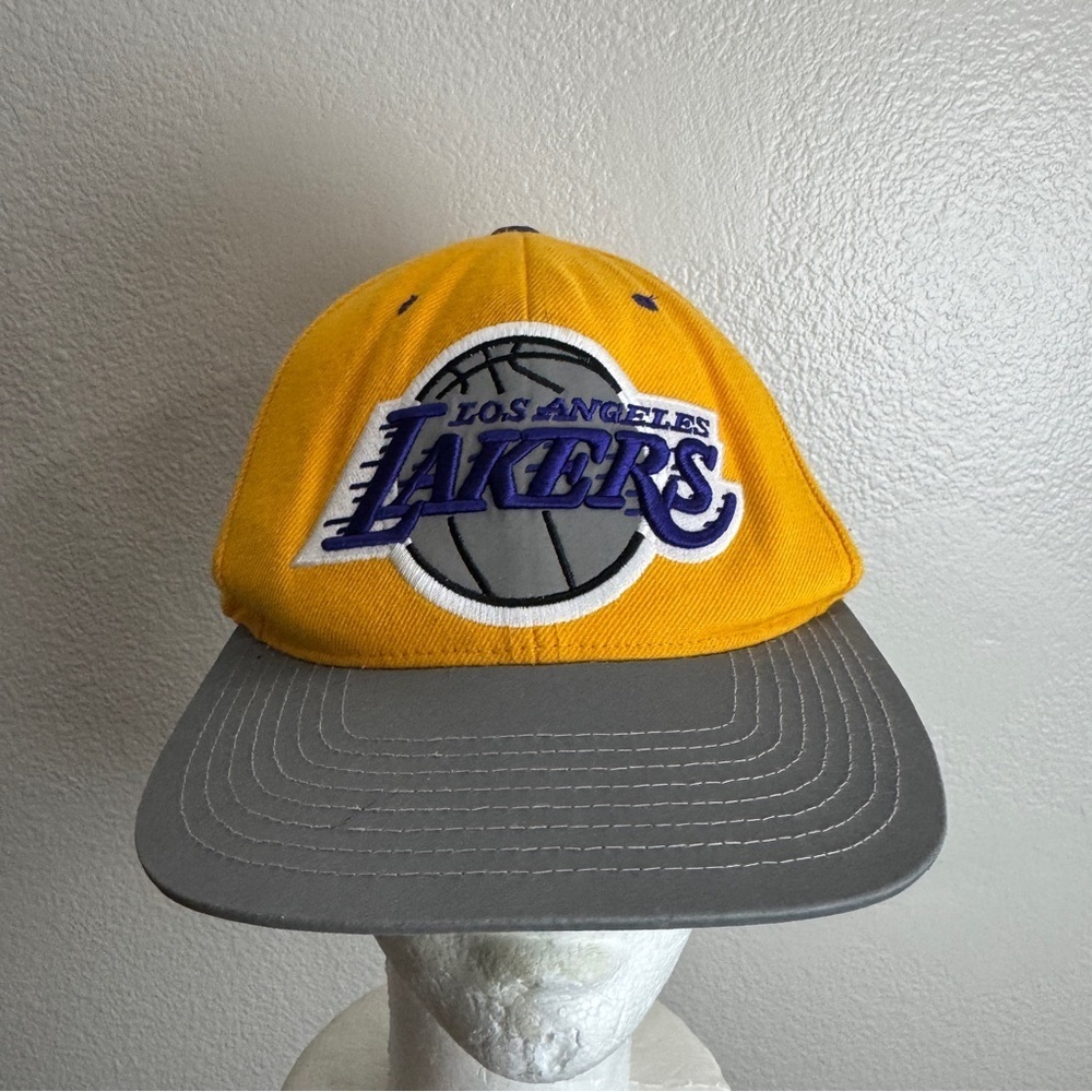 Mitchell And Ness Los Angeles Lakers Vintage Hat 3M OSFM